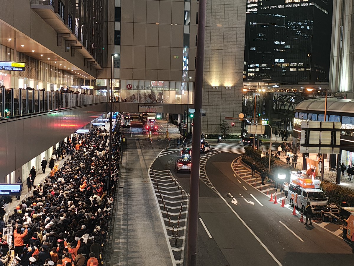 メディアの「予想」とやらが真実なら、ここに集まった、各地に集まった聴衆は何なのだ？
大外れさせてやりましょう！
#参政党
#日本人ファースト
#ひとりひとりが日本