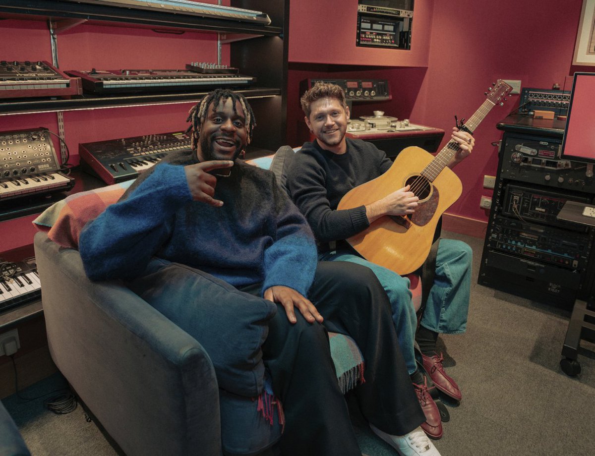 Myles Smith + <a href="/NiallOfficial/">Niall Horan</a> connect on new single 'Drive Safe' - a touching moment between two close friends...

clashmusic.com/news/myles-smi…