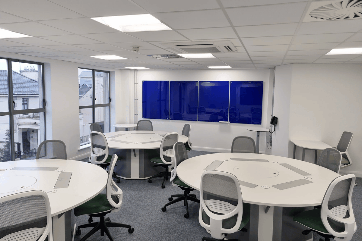 Zioxi Ltd tweet media