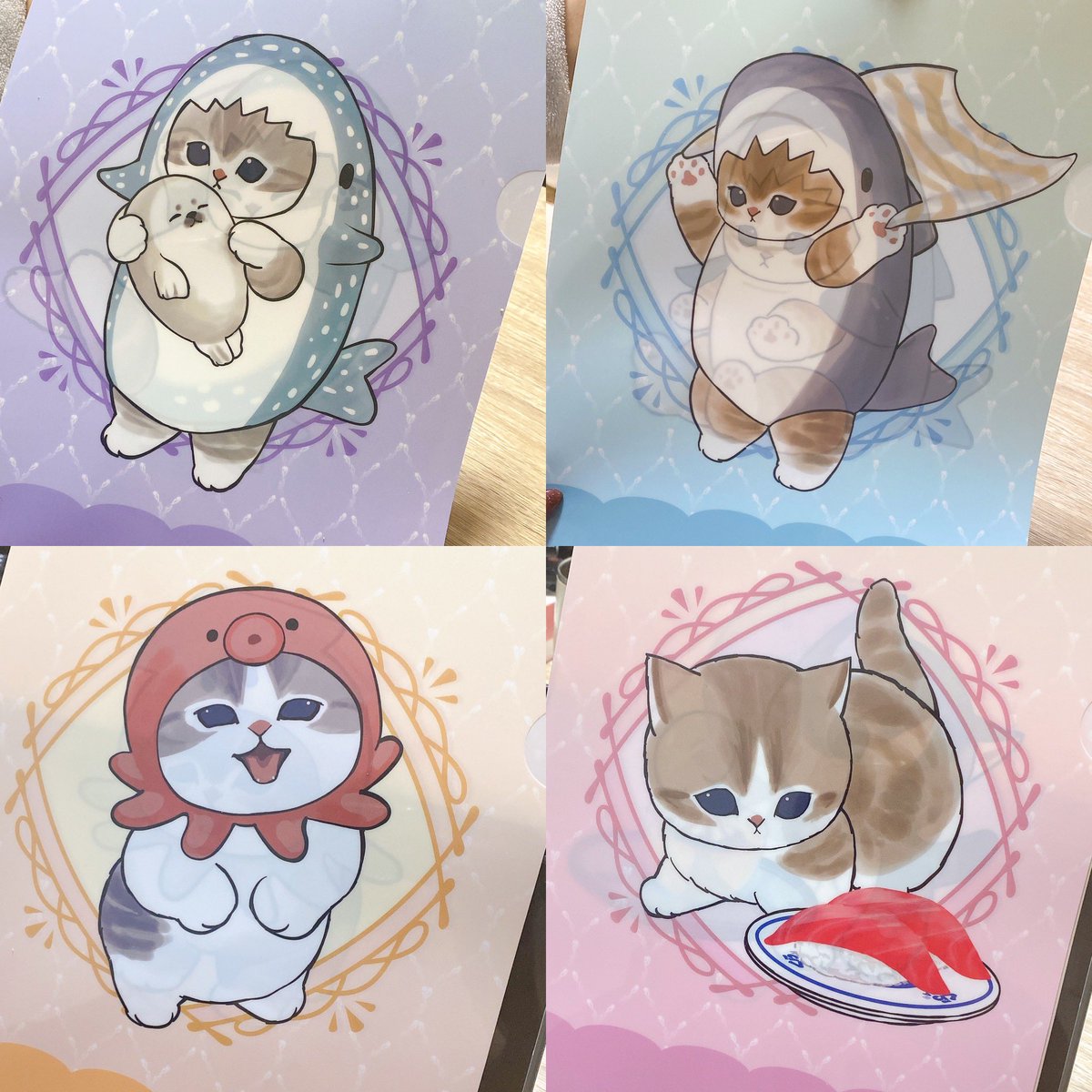 wis_eria's tweet photo. #mofusandくら寿司コラボ
今日からスタート🐱席予約して仕事早く終わらせてダッシュしました！
びっくらポンはもちろん課金笑
コラボメニュー美味しかった❤️
クリアファイルも全種類ゲットできたし
欲しかったアクリルステッカーもラバーストラップも缶バッチも出て大満足です🤭
コンプめざします！ https://t.co/PTxx87Fy3v