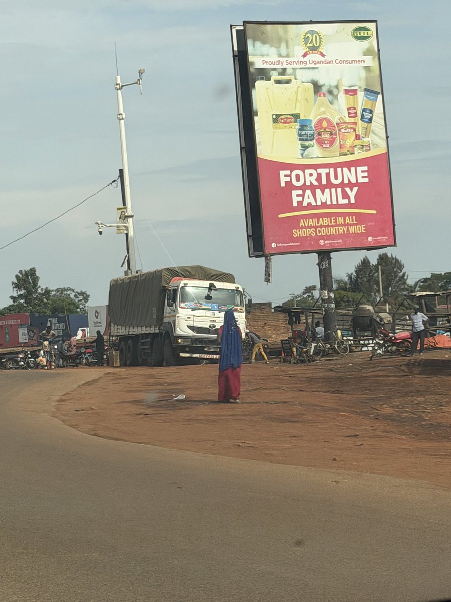 The Last time I visited Iganga it was branded as the dirtiest town. 

Today, the story is different. It’s fairly clean and greatly improved.

Well done people of Iganga 👏🏻👏🏻👏🏻.