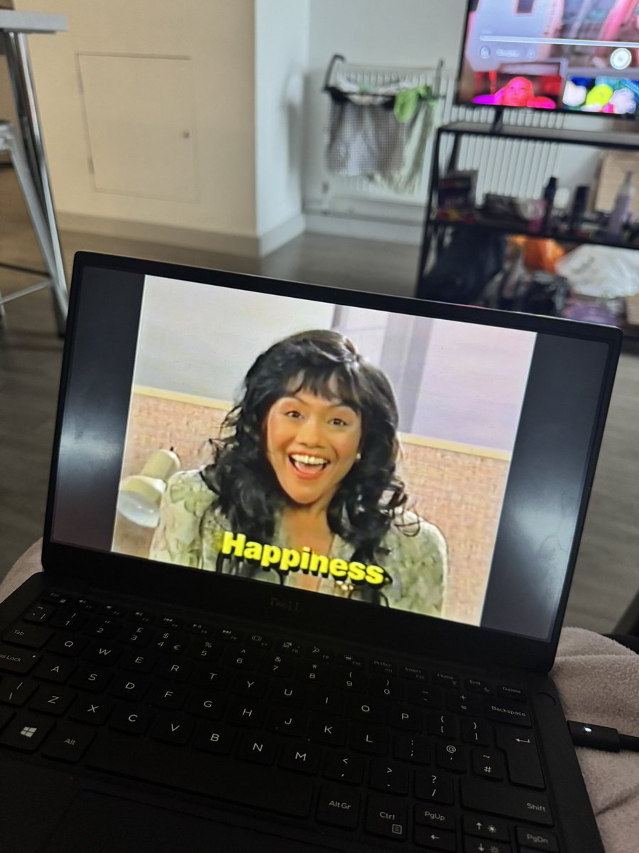 Mia 🤍 tweet media