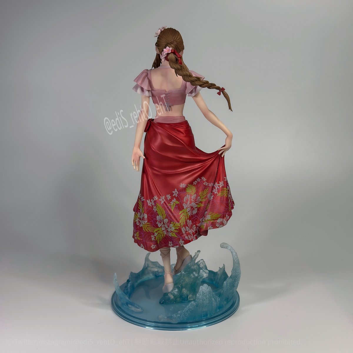 ediS_rehtO_ehT's tweet photo. 前後左右から

#STATICARTS #スタティックアーツ
#FF7REBIRTH #AerithGainsorough #エアリス https://t.co/RtsmPGcy0k