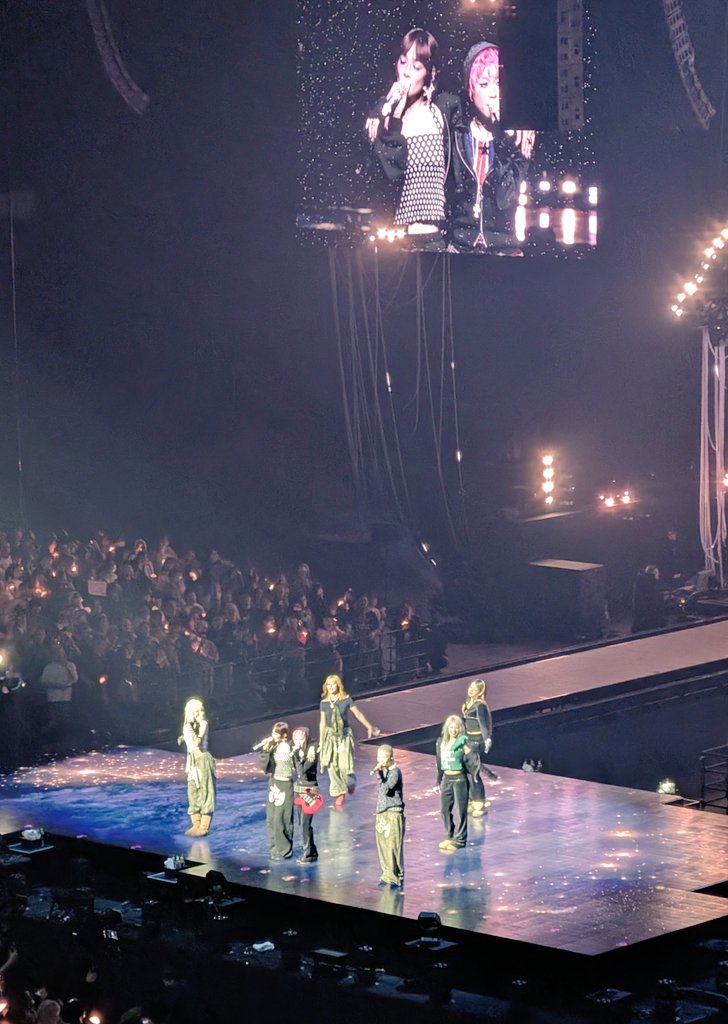 ysk_aono's tweet photo. 近い席ではなかったが楽しかったなあ、やっぱパフォーマンスすげえ https://t.co/2CqBSGinWm