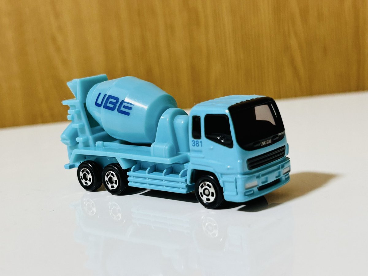 UBE特注 コンクリートミキサー車 入手 宇部興産で販売？配布？されてた