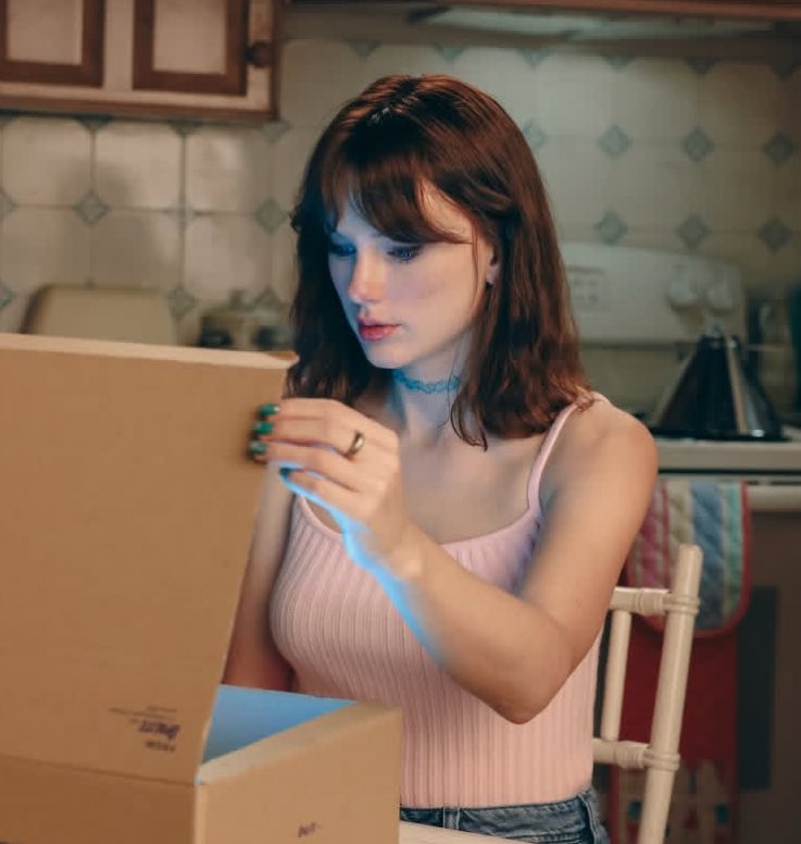 TAYLOR SWIFT MORENA, ESSE É O TWEET! 🤎