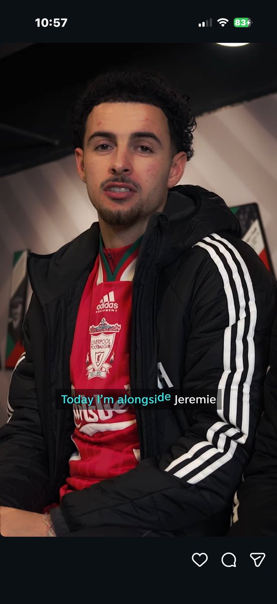 CAMIS9's tweet photo. @JimmyCully @LFCRetail What about this retro shirt he’s wearing 👀 🔥 https://t.co/FCMolzs7or