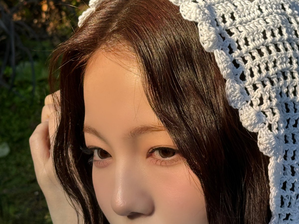 NiziU__official's tweet photo. NiziU 2nd EP『𝐓𝐨𝐨 𝐁𝐚𝐝』
MOOD IMAGES_01.zip

💿 https://t.co/i51dmigoFM

EP RELEASE ✶ 2026.04.01 WED

#AYAKA
#NiziU #ニジュー #니쥬 #WithU
#NiziU_TooBad https://t.co/aBXEpG1aFf