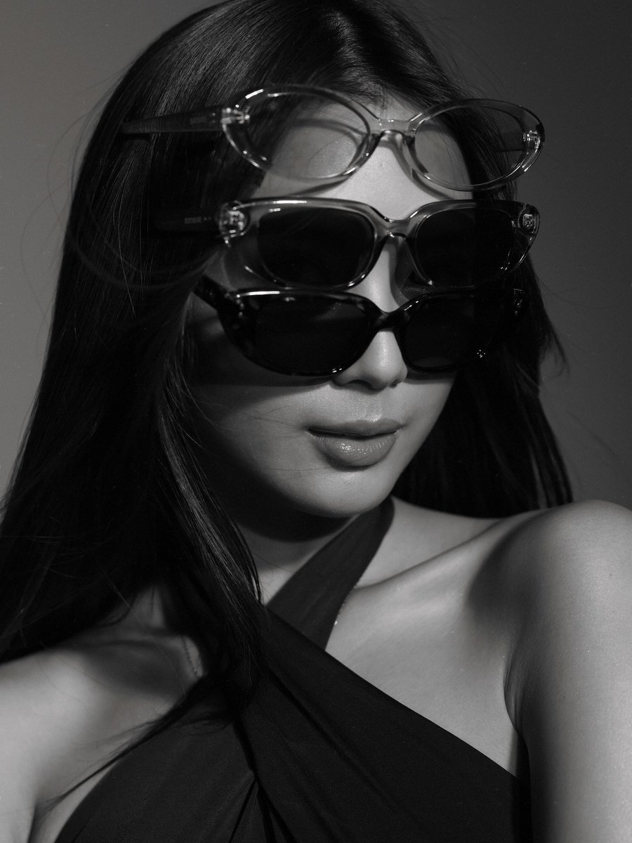 titasoffranseth's tweet image. Engage here, Cloudies! 💙☁️ 

Let's show some love for our Golden Girl ✨

Kindly visit the given links on the comment section!

#FrancineDiaz #Franseth #BAOBABEYEWEAR