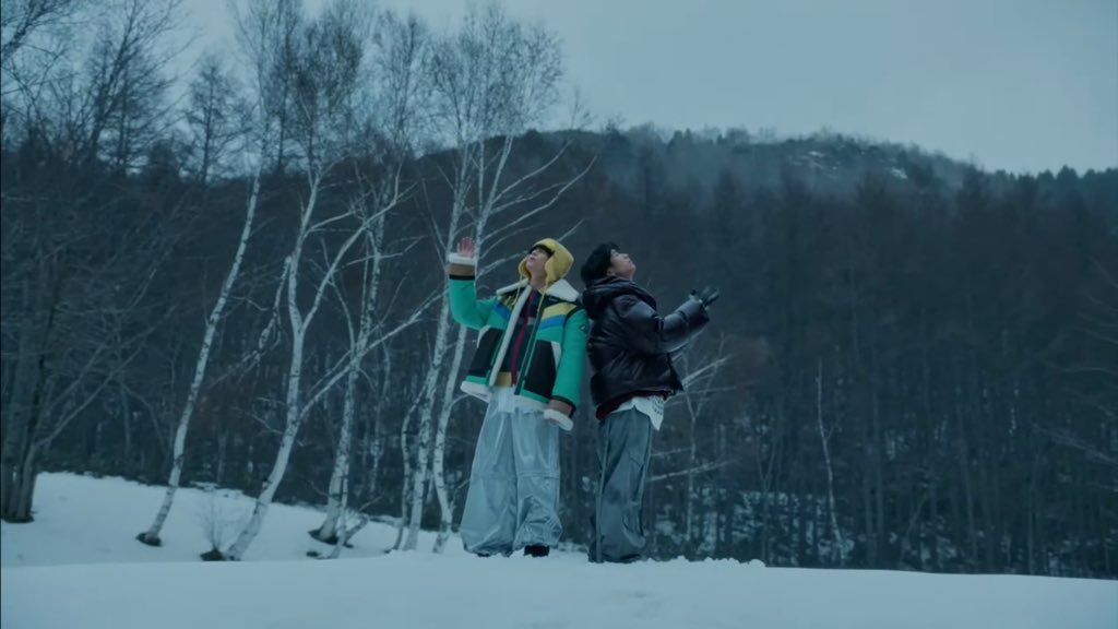 2026年始まって40日も経ってないのに既に背中合わせのほくじゅりが公式さまから2枚も出されており、オタク、瀕死 #SixTONES_一秒