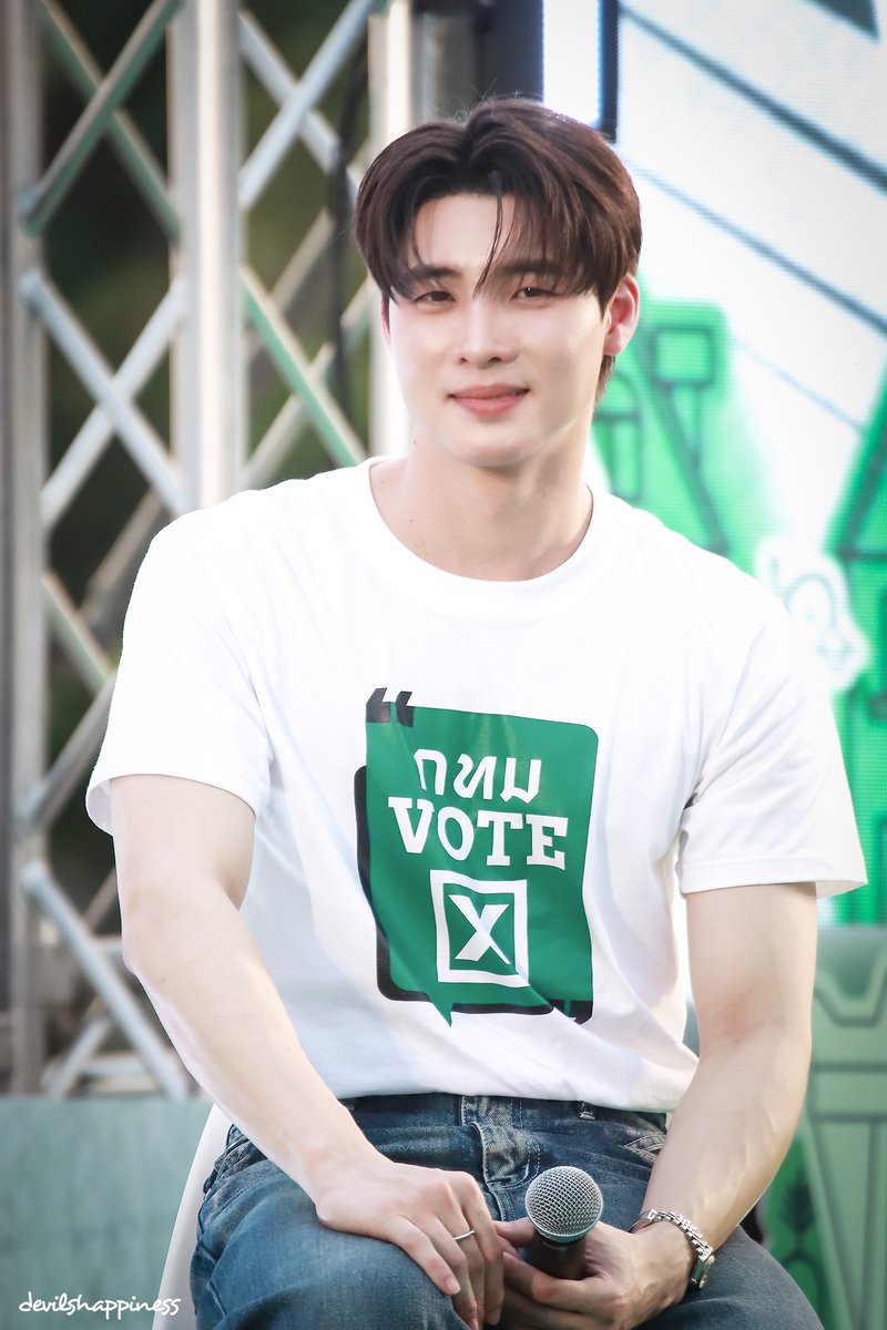 devilshappiness's tweet image. ขอ'นุยาดซ่อมรูปเซ็ทนี้ น่ารักเกิ๊น

#MeanPhiravich 
#FinalCall 
#กทมVote 
#bangkokbma