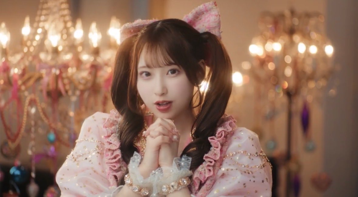 paru__sakuo's tweet photo. #桜庭遥花 
←シンデレラ　　　　　→マドンナ https://t.co/9iIeblHhLE