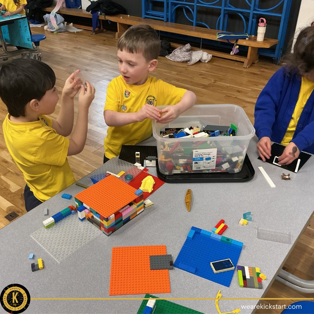 wearekickstart's tweet image. The children at @canon_burrows have been working together to build their very own LEGO houses 🧱🏠

#CanonBurrowsPrimary #Teamwork #LEGOFun #LearningThroughPlay #Kickstart