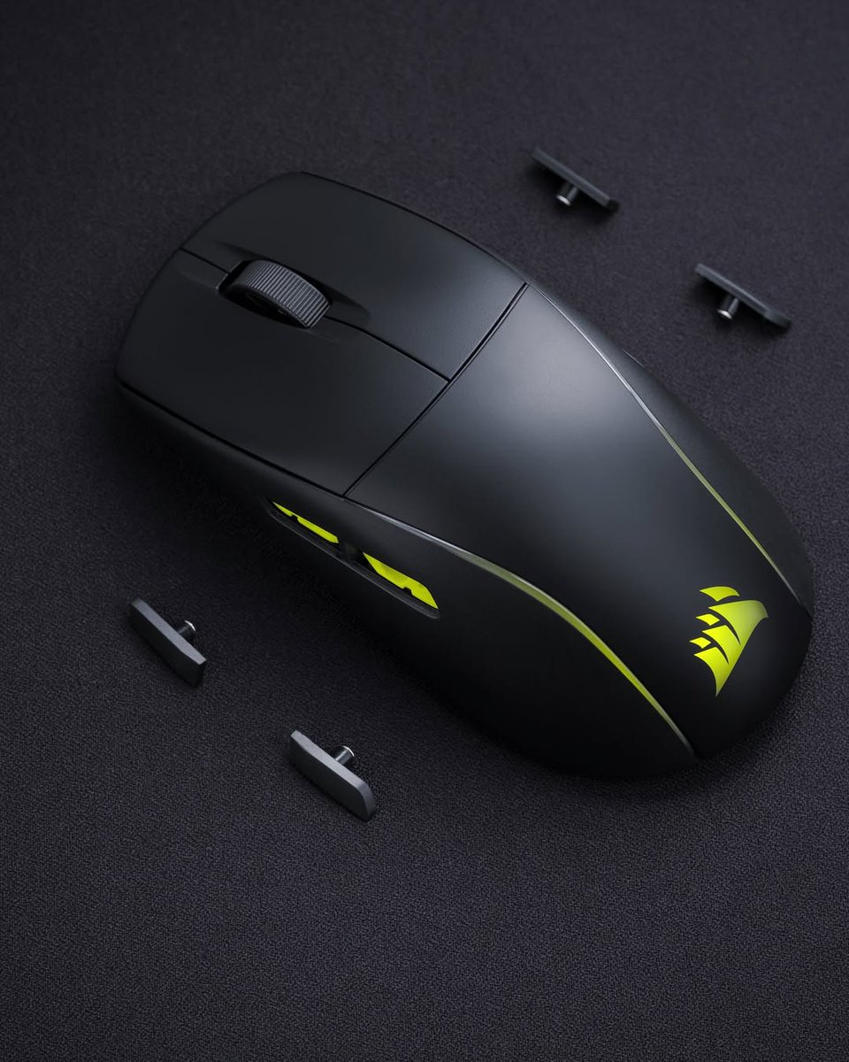Corsair_BR's tweet photo. Qual seu tipo de mouse preferido?
Sabre V2 Magnesium
Scimitar SE Branco
M75 Preto
#Corsair #SabreV2 #M75 #ScimitarSE https://t.co/IkaDZr5CiO