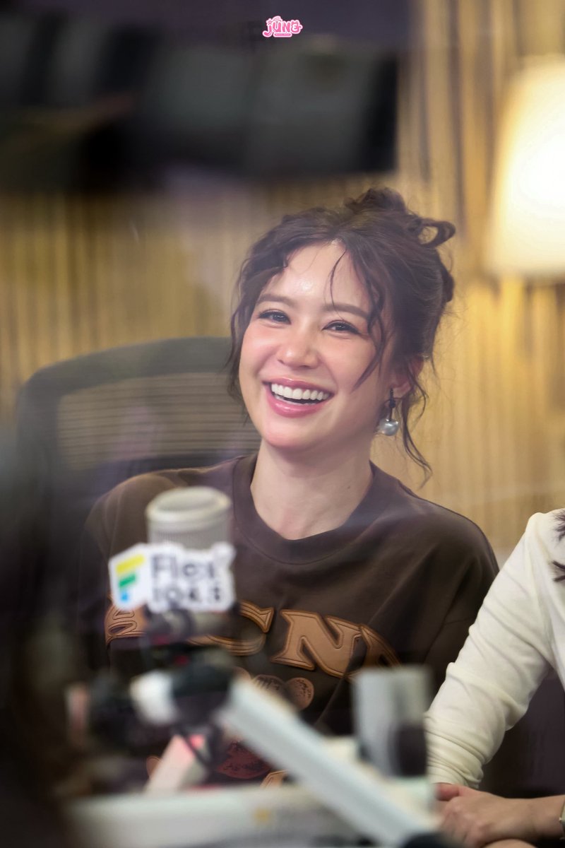 Junenannirin_TH's tweet photo. รักแรกของชาติยิ้มหวานจัง 🤍🐈‍⬛

ENJOYJUNE FLEX 104.5
#FLEXTALKXENJOYJUNE https://t.co/Jpk0Ycc00H
