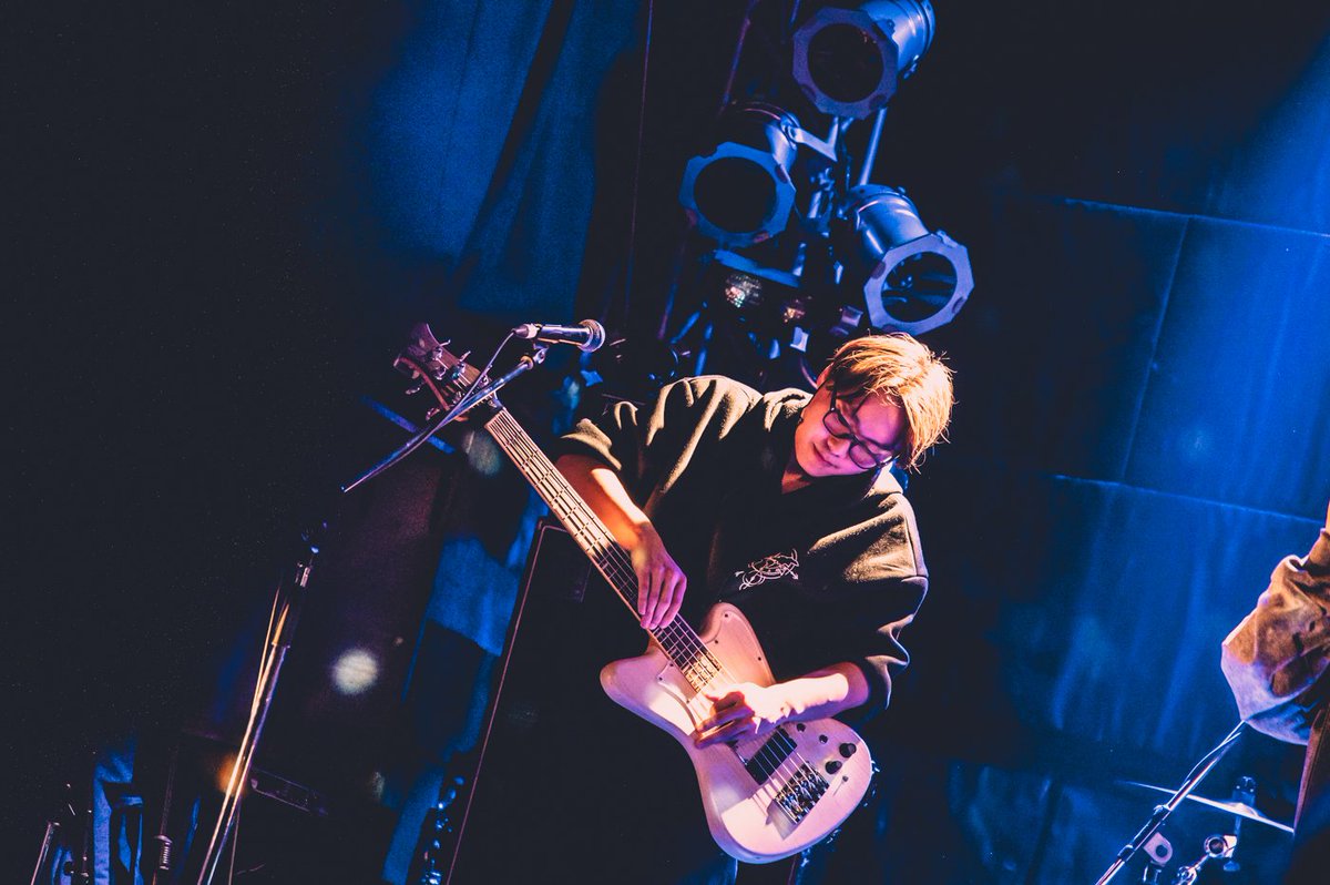 次はasanoraincoatーー‼️
ボーカルのちからさんは少し体調不良にもかかわらずパワフルで楽しいステージにしてくれました‼️ありがとうーー‼️
アシガルとアサノは前回の企画にも出てもらいました🎵連続出演感謝♥️
<a href="/asanoraincoat/">asano raincoat</a>  <a href="/tani1047ri/">Toshinari tani</a>