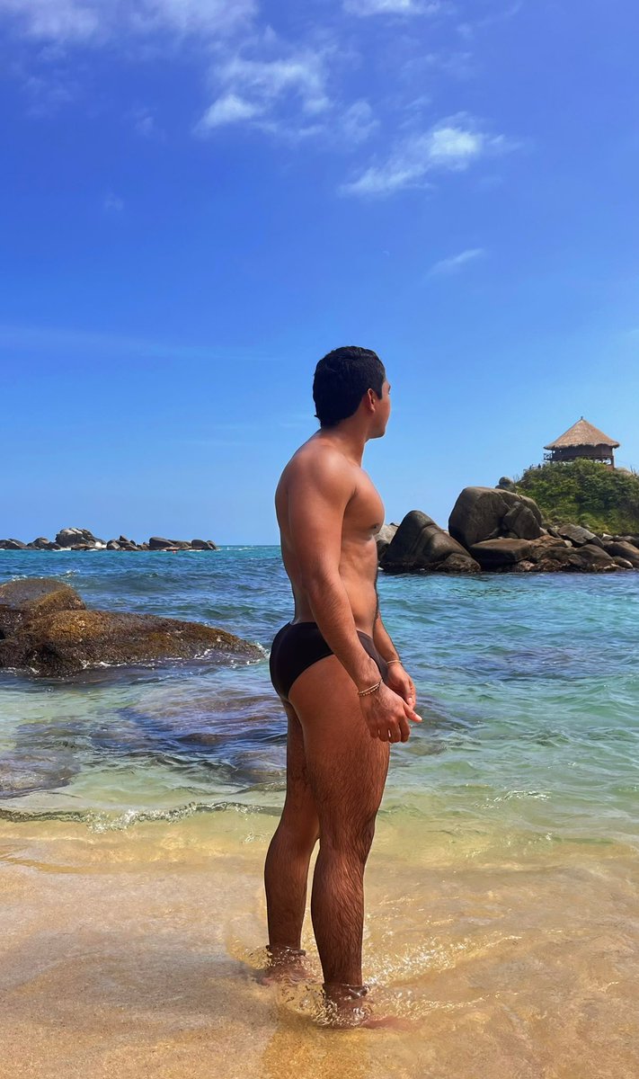 Daddynedin's tweet photo. 🥥🌺 https://t.co/PzURvWTPdQ