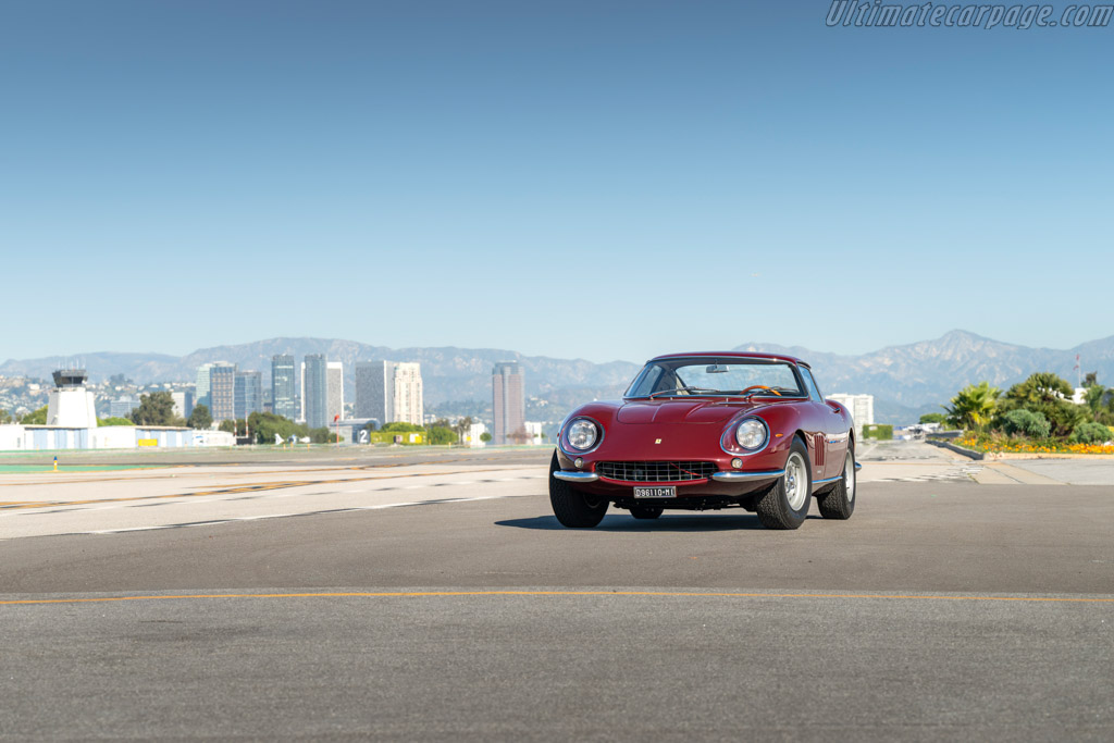 Ultimatecarpage.com tweet media