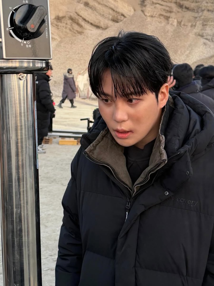 1024updates's tweet photo. [📷] 260206 | JONGHO

#ATEEZ #에이티즈 #JONGHO https://t.co/D9999TZFUf