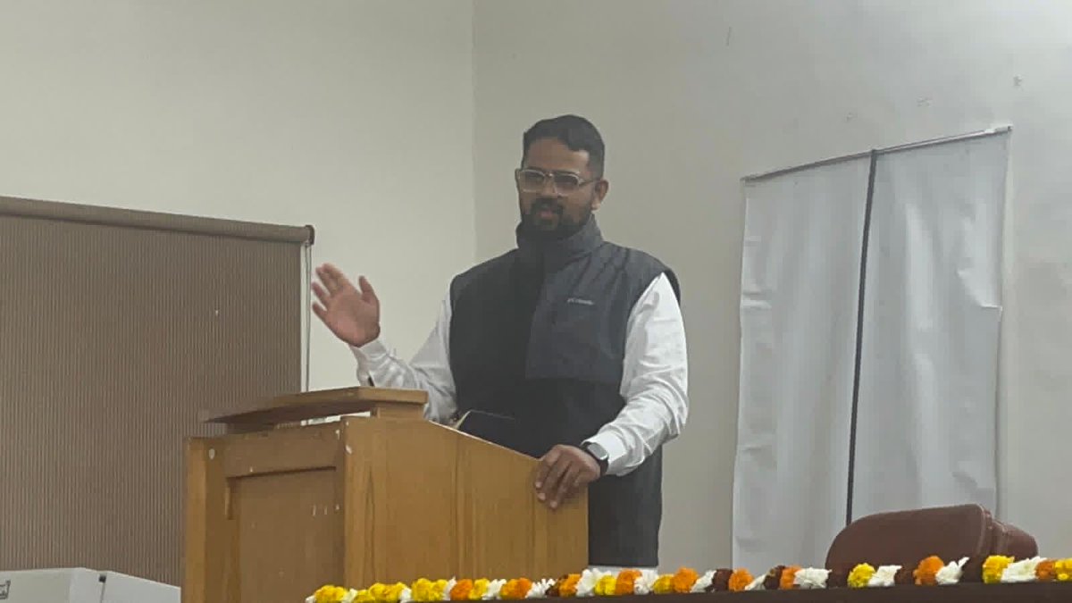 Mann Parekh🇨🇦 tweet media