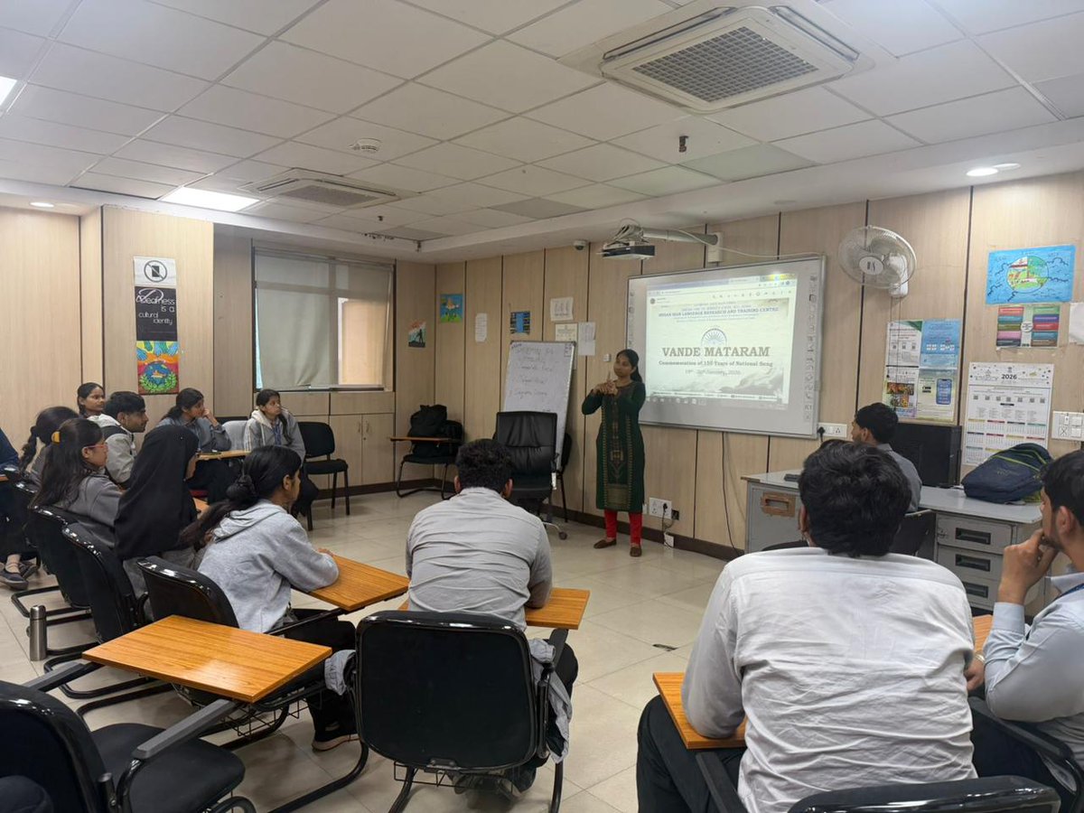 islrtc's tweet photo. 🇮🇳 Vande Mataram 🇮🇳
DTISL &amp; DISLI students explored its meaning through an interactive session, quiz, multilingual singing (10 languages) 🎶 and Indian Sign Language 🤟—celebrating unity, diversity &amp; inclusion. 🌍
#VandeMataram #InclusiveIndia #IndianSignLanguage #DTISL #DISLI https://t.co/r1In6nuZT2