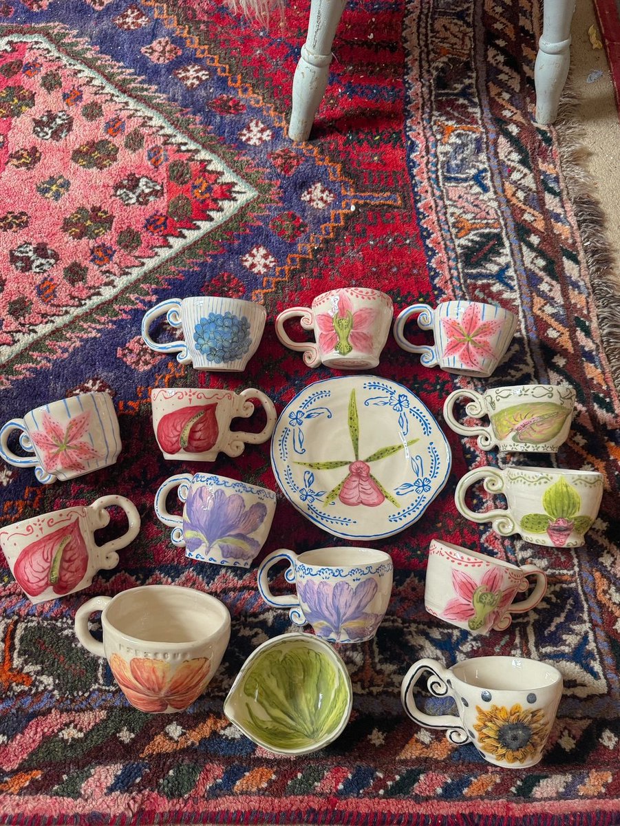 oh to have a kitchen filled with fun mugs