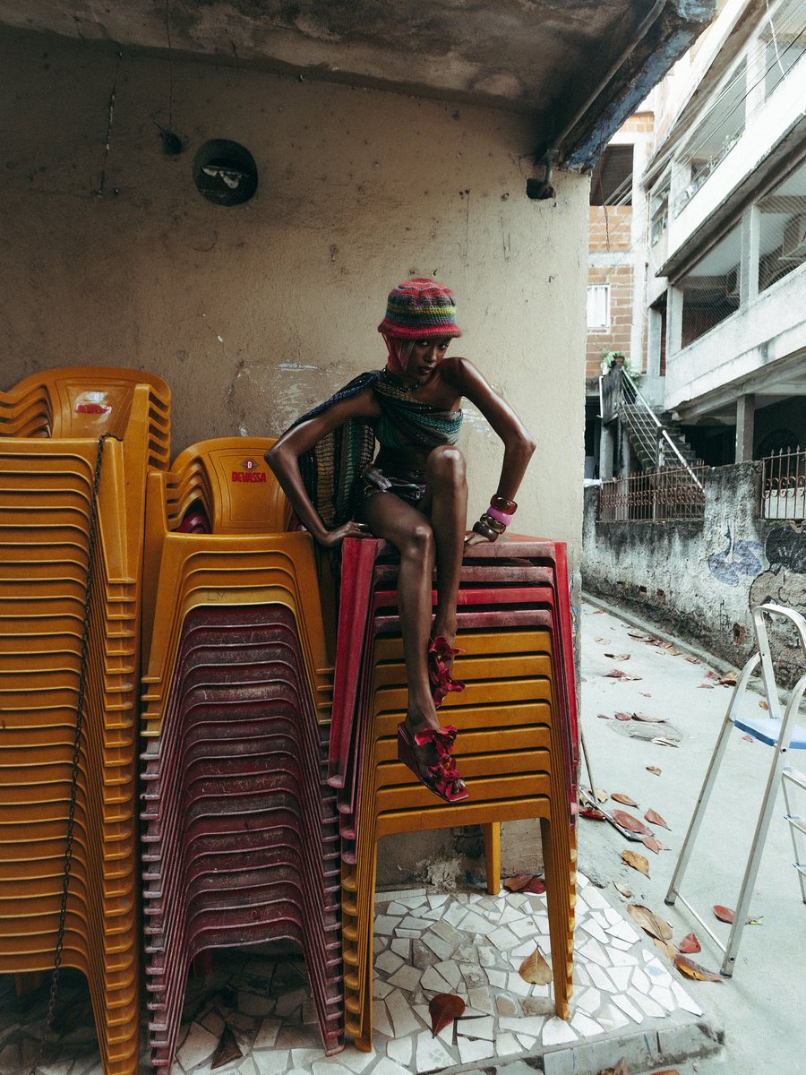 soylemag's tweet photo. Sonho de verão by Elias Gama https://t.co/CdkMPK6CWO
