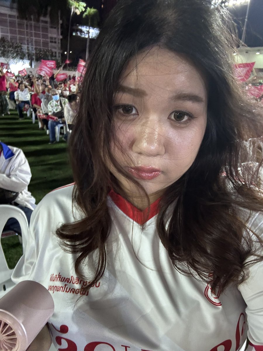 am1ttaput's tweet image. มาช้าแต่มานะ #เพื่อไทยทำได้ #onered
