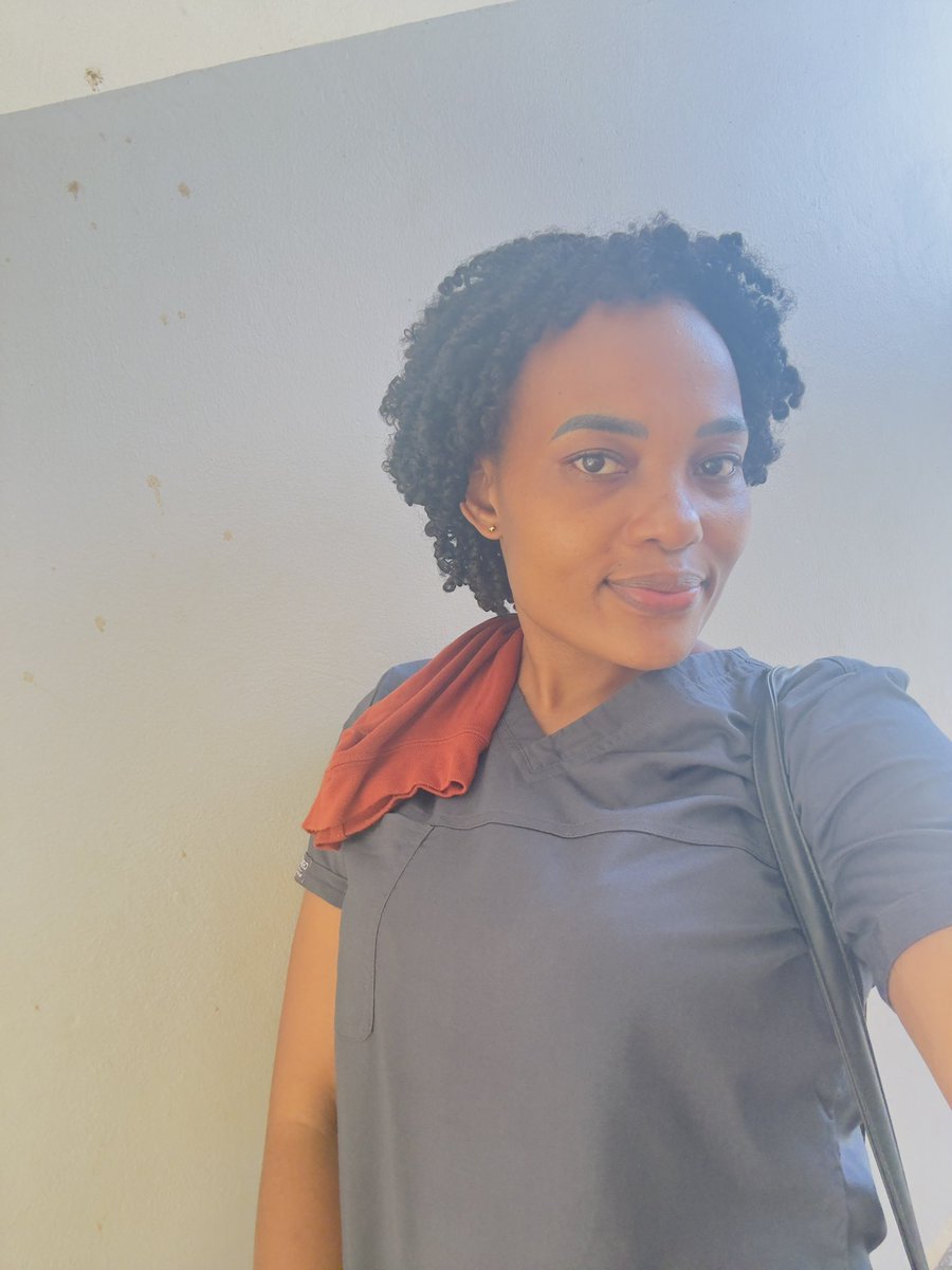 faith_nabushawo's tweet image. When you complete your gyn electives by 3pm and its a Friday 😍