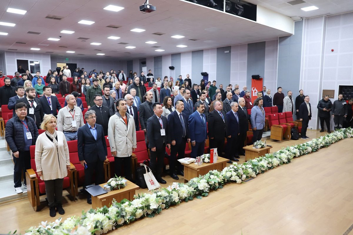 takmeorg's tweet photo. 1️⃣ Türk Arkeoloji ve Kültürel Miras Enstitüsü tarafından @Tika_Turkiye ve @izmkatipcelebi paydaşlığında 4-5 Şubat 2026 tarihlerinde Türk ve Moğol Kültürel Miras Araştırmaları Sempozyumu (Dil-Tarih-Arkeoloji-Türk Dünyası) düzenlendi. https://t.co/EfwT4hmURG