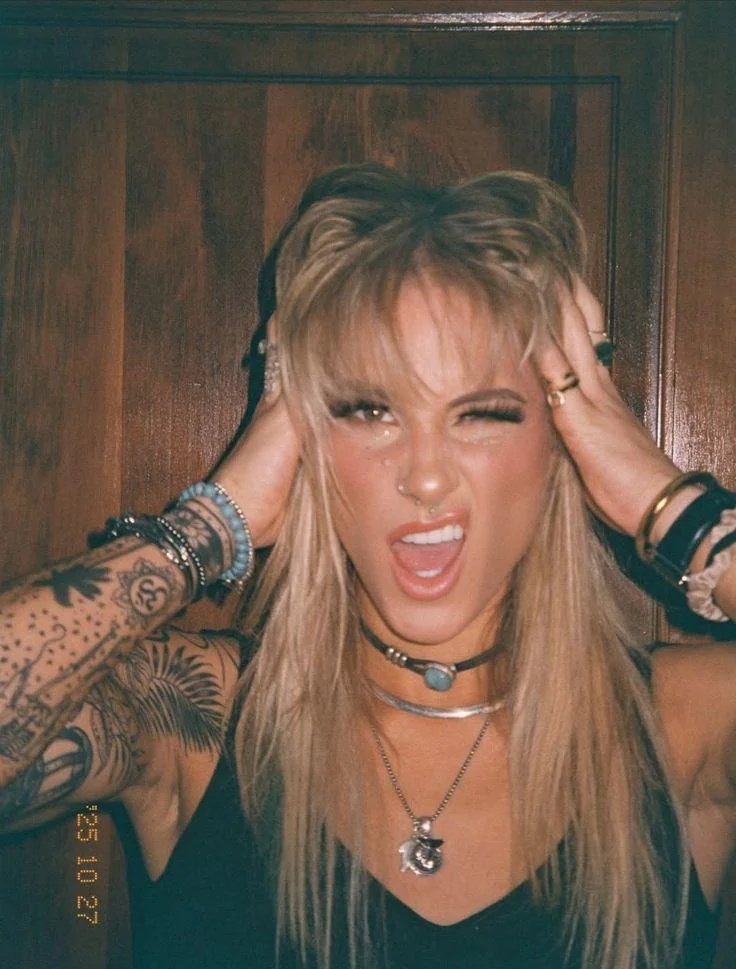 ᴢ ᴀ ɪ ʙ ɪ tweet media