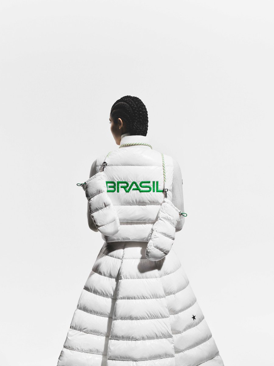 Saímos de look crente riachuelo pra moncler nas olimpíadas. Vamos sorrir 🇧🇷