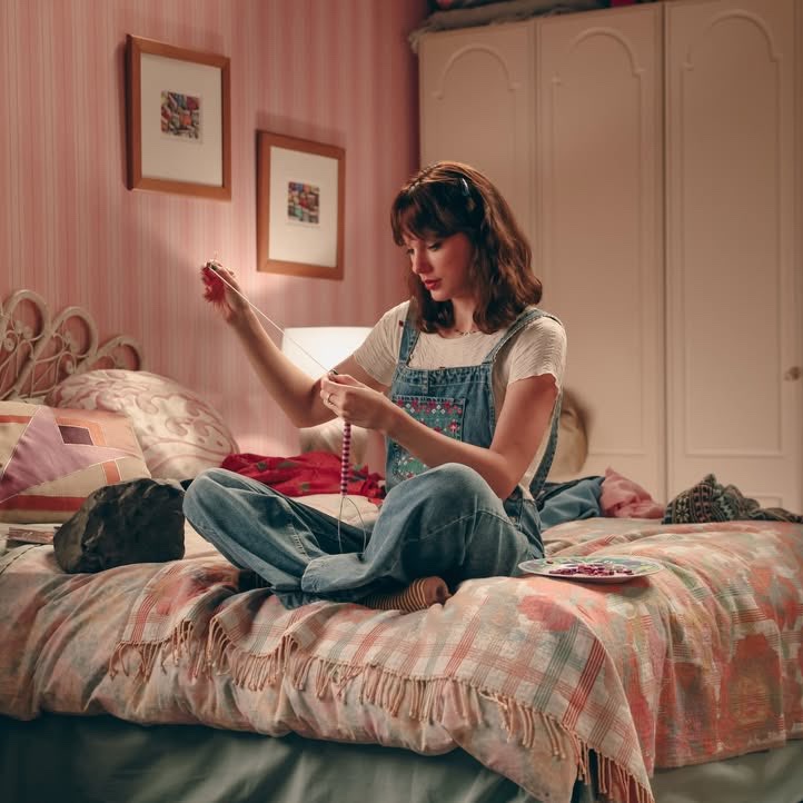 TheSwiftSociety's tweet image. We love you brunette Taylor