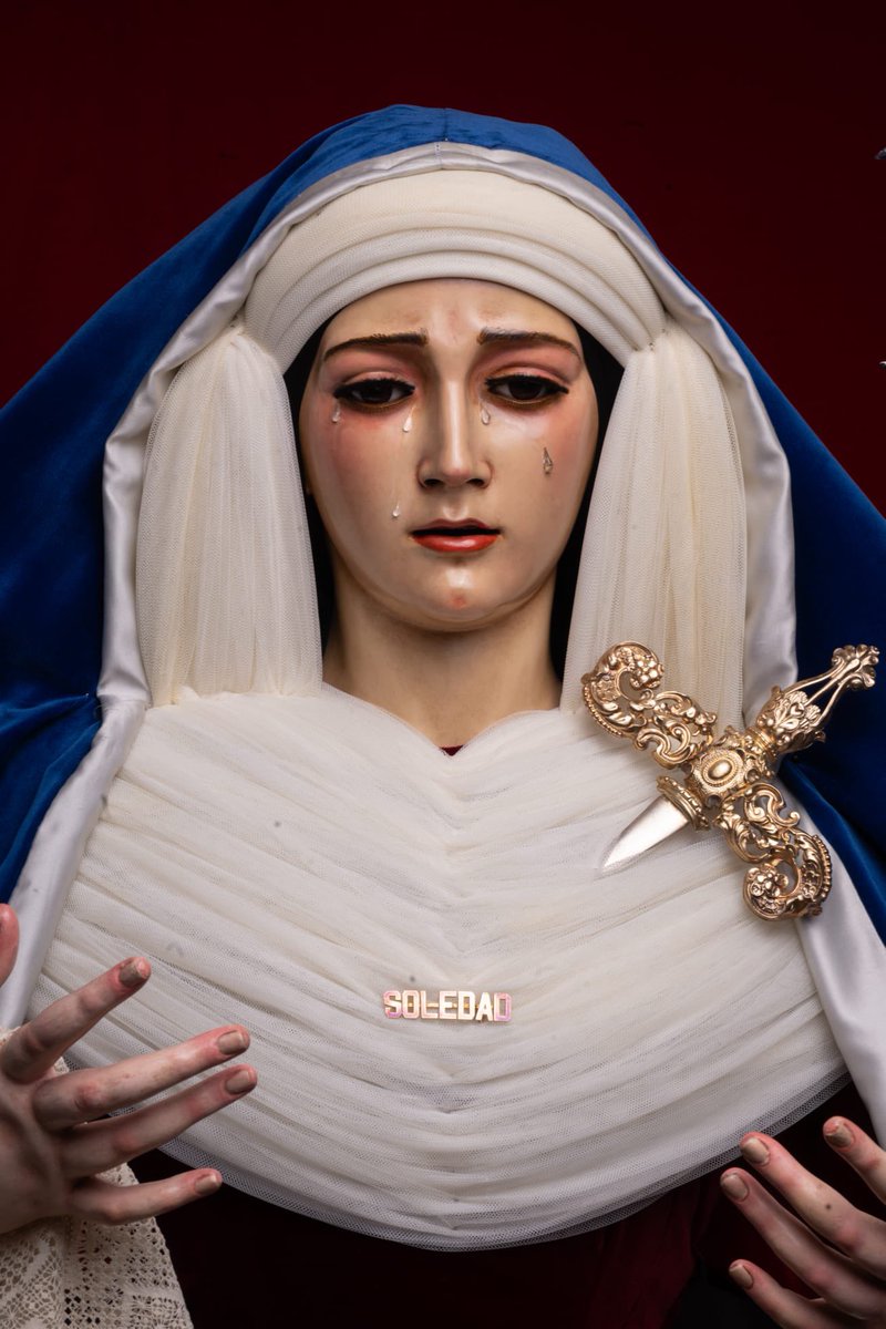 Así se presentan las imágenes de Nuestra Señora de los Dolores y María Santísima de la Soledad ataviadas por NHD Antonio Bejarano para el tiempo de Cuaresma.

Fotografías: Domingo Pozo y Manuel Rechi
