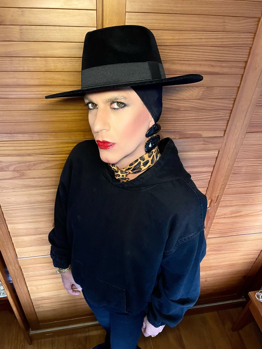 Rumba, Tango, Latin Hustle! 🕺🏻