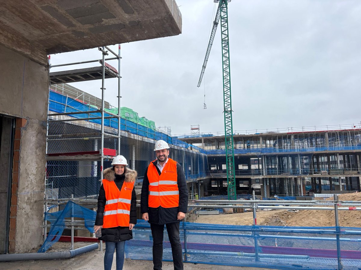 ppsanblas's tweet photo. En nuestro distrito se construye el primer CAPPI de España, gestionado por la @PorqueViven.
Un lugar para cuidar, acompañar y dar serenidad a niños y familias en los momentos más difíciles.
Gracias a quienes lo hacen posible. 🤍 https://t.co/mPkoCIOKq2