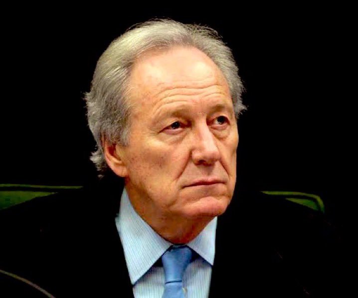 NewsLiberdade's tweet image. 🚨URGENTE - Lewandowski, ex-ministro do STF, comprou uma casa de R$ 9,4 milhões em São Paulo, de Alan de Souza Yang, alvo da Polícia Federal na Operação Carbono Oculto por envolvimento com investimentos ligados ao PCC