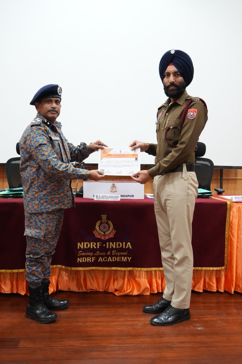 Closing of Vertical Rope Rescue Course (offline) for Civil Defence at ...