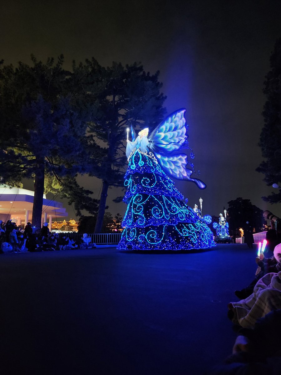 そばかす tweet media