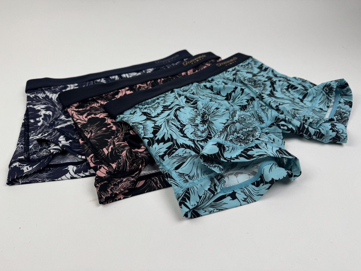 Gravevault's tweet photo. FLOWER
black x mint / pink x black / white x navy
グレイブボールトに相応しい大人な雰囲気のフラワープリント。
中南米アンデス山脈の熱帯森林地帯に産するこの花の美しさと強さは、大人の遊び心を刺激する。

https://t.co/8tw7j3M8Rl

#gravevault #FLOWER https://t.co/7K1wqFRg9K