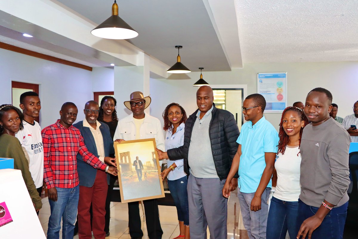 LiaisonGroup's tweet image. We took time and celebrated a legend who showed us that numbers can come with good vibes too. Thank you for your dedication, laughter, and 20 years of stellar service. Wishing you all the best in this next chapter Karani aka Mr. Good Vibes.
#ImpactforGood

Visit