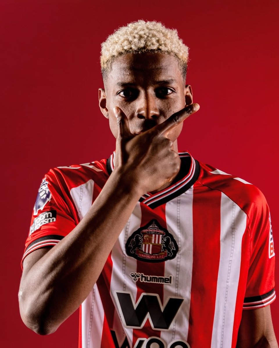 Presentación OFICIAL de Nilson Angulo (22) al Sunderland. ✅🇪🇨