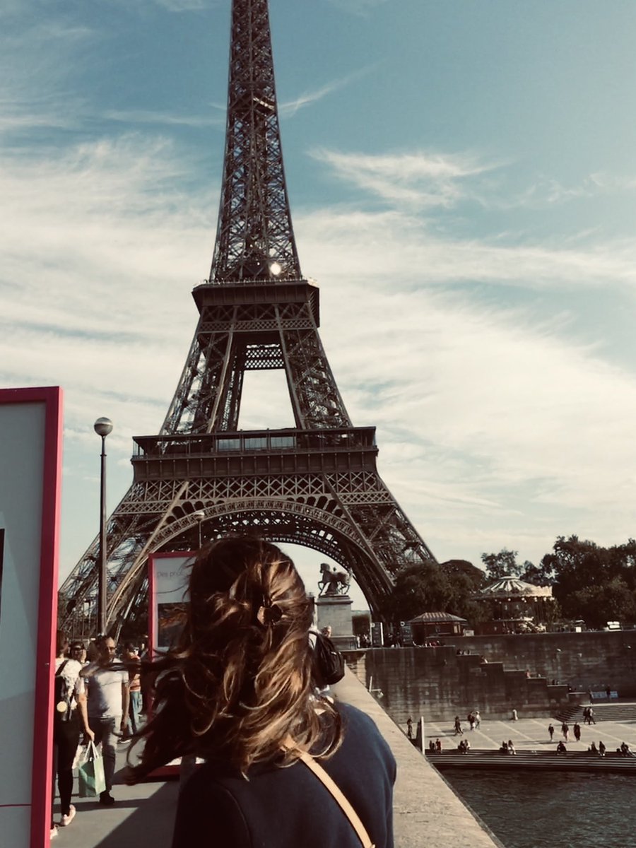 simo_montanari's tweet photo. L’ultima volta 
che vidi Parigi 

2018 https://t.co/gbZQc7YNEv