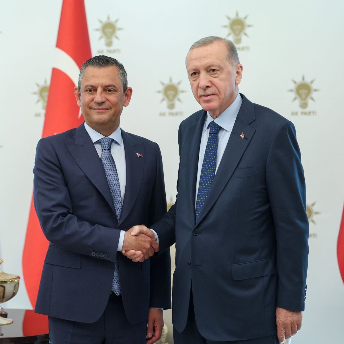 Pusholder tweet media