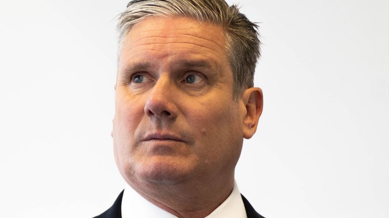 SuzieWo20886208's tweet photo. Starmer will always be the slimeball who took money from the Israeli lobby to stab Corbyn in the back and end Democratic Socialism, which would have begun to repair the ravaged lives of ordinary people. 
And he agrees with genocide.

He's a Shit. https://t.co/lka8Lh8XIi
