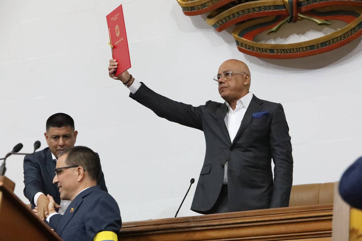 El Proyecto de Ley de Amnistía para la Convivencia Democrática abre las puertas para el entendimiento, la defensa de la paz y la consolidación de nuestra soberanía. 
Debemos entre-sanarnos, reconocernos, rectificar prácticas y ejercer la política con la unidad nacional como base.