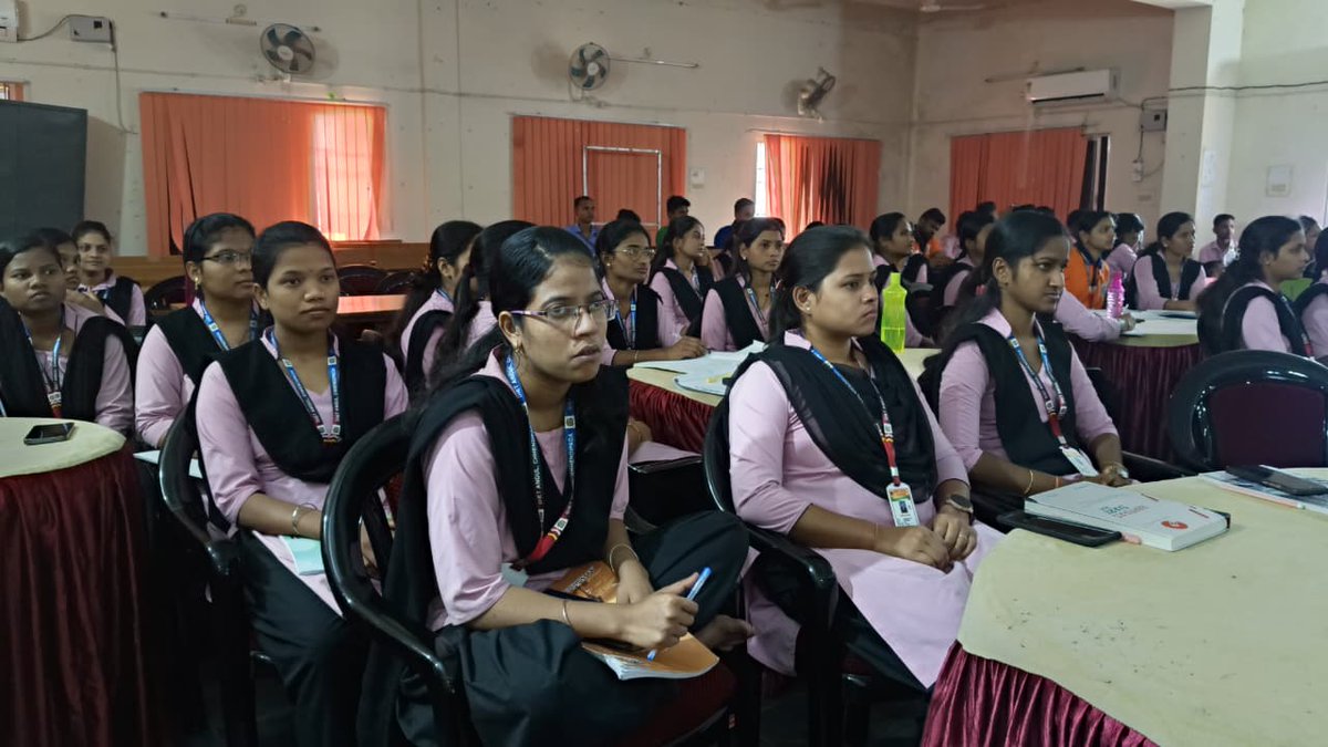AngulDiet's tweet photo. Student teachers &amp; staff of DIET Angul watched the 9th edition of #ParikshaPeCharcha, Hon’ble PM Shri Narendra Modi Ji’s inspiring interaction with students—full of wisdom on exams, stress management &amp; life. 📚✨
#PPC2026 #ExamWithEase #DIETAngul #StudentWellbeing https://t.co/rQYQmaFCN8