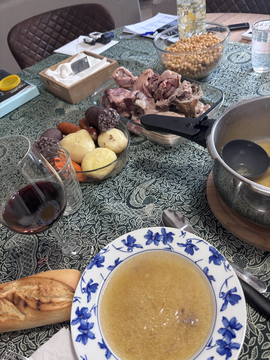 Que siga haciendo mal tiempo por favor