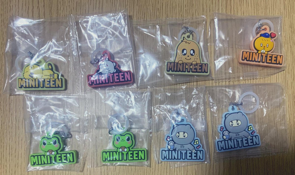 rucatil_'s tweet photo. 交換 seventeen セブチ miniteen ミニティーン ぷっくりめじるしアクセサリー ガチャ

【譲】ホシ🐯 ウジ🍚 ミンハオ🐸 ミンギュ🐶 スングァン🍊 バーノン🐻‍❄️
【求】ジョシュア🐰 ＞ ジョンハン👼

郵送のみ。纏めての方優先。
お気軽にお声がけ下さい。 https://t.co/XA2stAgZNr