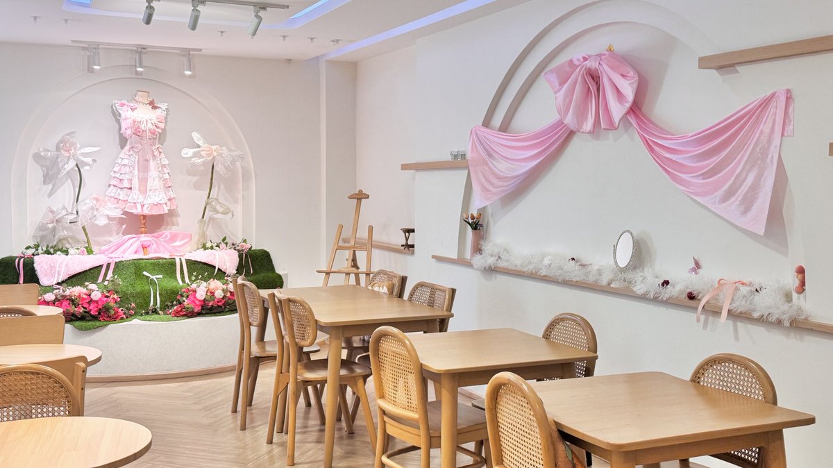 แจ้งข่าว✨ TOASTO cafe &amp; bakery
เข้าสู่ช่วงเอาใจสายหวานสีชมพู🩷🎀
เปลี่ยนใหม่ในธีมงานเจ้าหญิงเพื่อเดือนแห่งความรักโดยเฉพาะ👑✨ 

📍maps.app.goo.gl/WMcuFLMwmxYD72…
🚘MRT ท่าพระ Exit 1 &amp; มีที่จอดรถ
#toasto_cafe